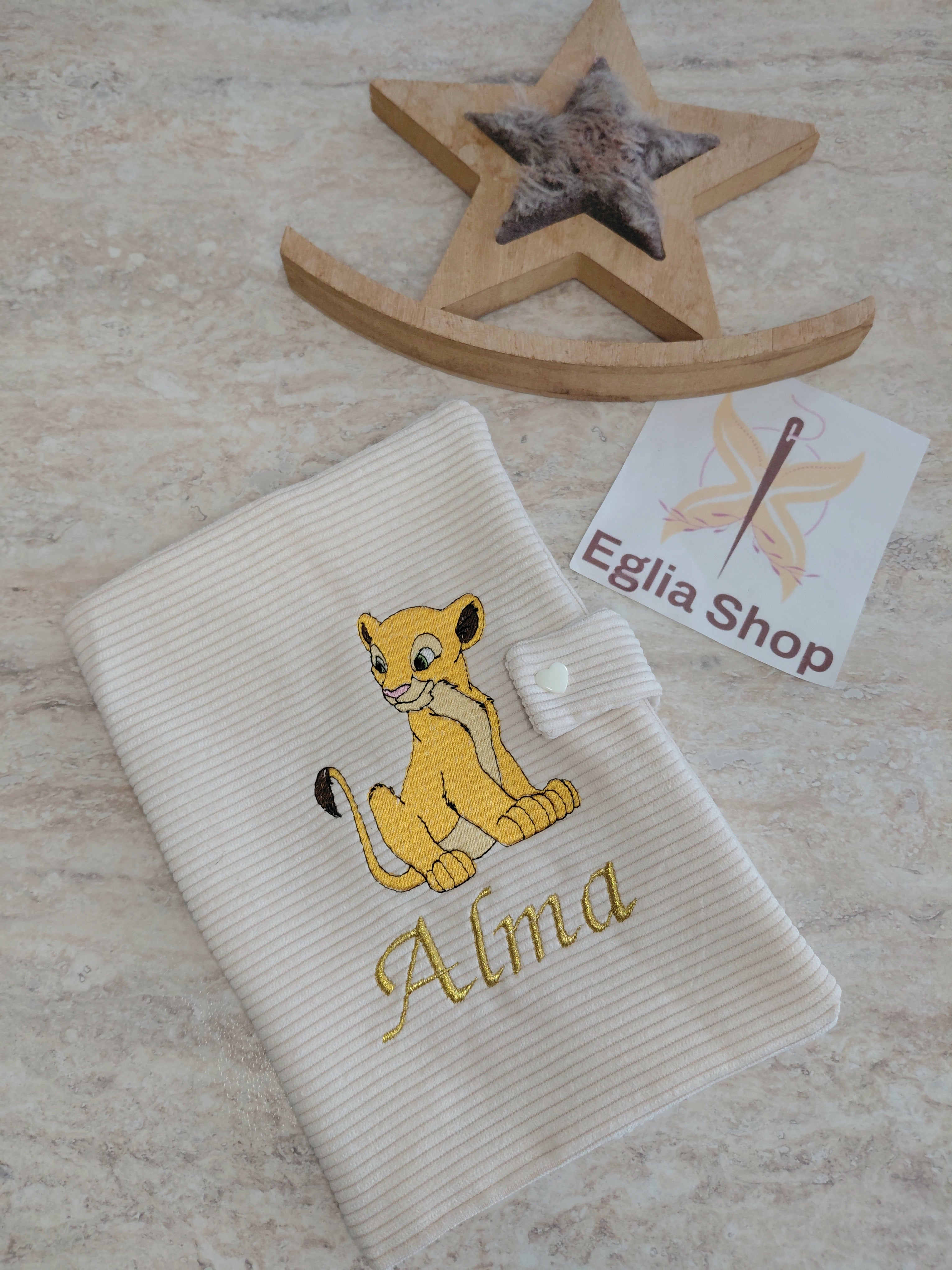 protège carnet de santé fille ecru